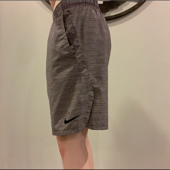 Nike dri-fit athletic shorts - Picture 4 of 5